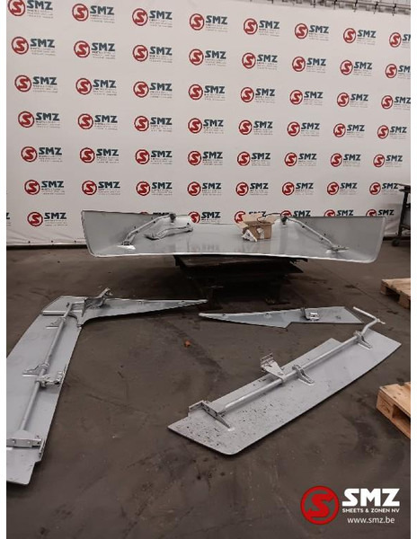 Mercedes-Benz Occ cabinespoilerset Mercedes - Aerodinamika/ Spoiler untuk Truk: gambar 2 Mercedes-Benz Occ cabinespoilerset Mercedes - Aerodinamika/ Spoiler untuk Truk: gambar 2