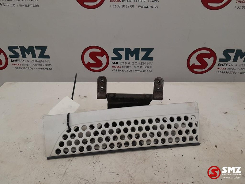 Mercedes-Benz Occ grille linksonder Mercedes - Panggangan untuk Truk: gambar 1 Mercedes-Benz Occ grille linksonder Mercedes - Panggangan untuk Truk: gambar 1