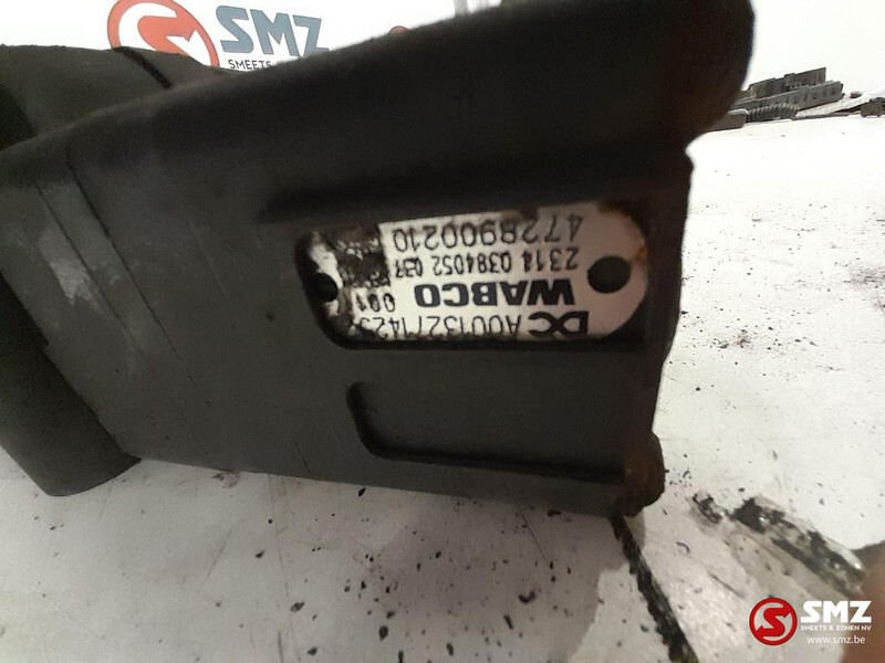 Mercedes-Benz Occ magneetventiel Mercedes Actros MP4 A0013271425 - ECU untuk Truk: gambar 4 Mercedes-Benz Occ magneetventiel Mercedes Actros MP4 A0013271425 - ECU untuk Truk: gambar 4