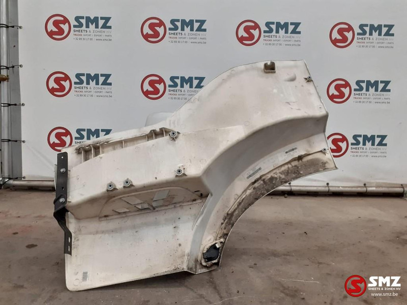 Mercedes-Benz Occ opstapbak rechts Mercedes - Kabin dan interior untuk Truk: gambar 2 Mercedes-Benz Occ opstapbak rechts Mercedes - Kabin dan interior untuk Truk: gambar 2