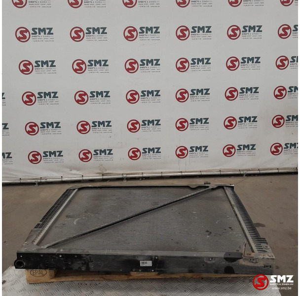 Mercedes-Benz Occ radiator Mercedes - Radiator untuk Truk: gambar 2 Mercedes-Benz Occ radiator Mercedes - Radiator untuk Truk: gambar 2