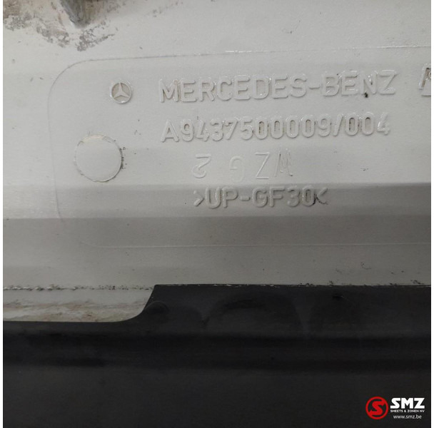 Mercedes-Benz Occ radiatorgrille Mercedes - Panggangan untuk Truk: gambar 3 Mercedes-Benz Occ radiatorgrille Mercedes - Panggangan untuk Truk: gambar 3