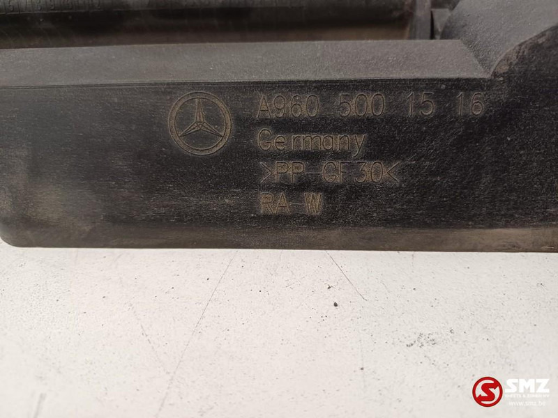 Mercedes-Benz Occ radiatorrooster Mercedes - Radiator untuk Truk: gambar 3 Mercedes-Benz Occ radiatorrooster Mercedes - Radiator untuk Truk: gambar 3