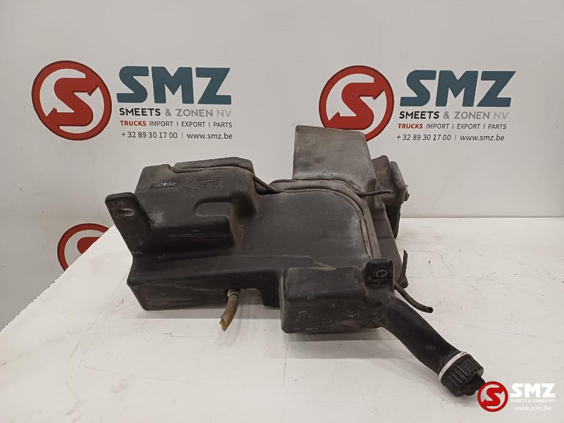Mercedes-Benz Occ ruitenvloeistofreservoir Mercedes - Jendela dan bagian untuk Truk: gambar 2 Mercedes-Benz Occ ruitenvloeistofreservoir Mercedes - Jendela dan bagian untuk Truk: gambar 2