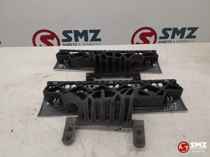 Mercedes-Benz Occ set radiatorgrille + opstap links en rechts Me - Panggangan untuk Truk: gambar 4 Mercedes-Benz Occ set radiatorgrille + opstap links en rechts Me - Panggangan untuk Truk: gambar 4