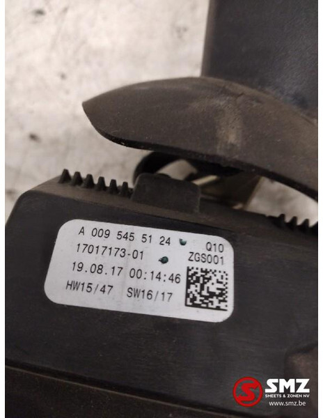 Mercedes-Benz Occ stuurkolomschakelaar ruitenwissers Mercedes - Sistem listrik untuk Truk: gambar 2 Mercedes-Benz Occ stuurkolomschakelaar ruitenwissers Mercedes - Sistem listrik untuk Truk: gambar 2