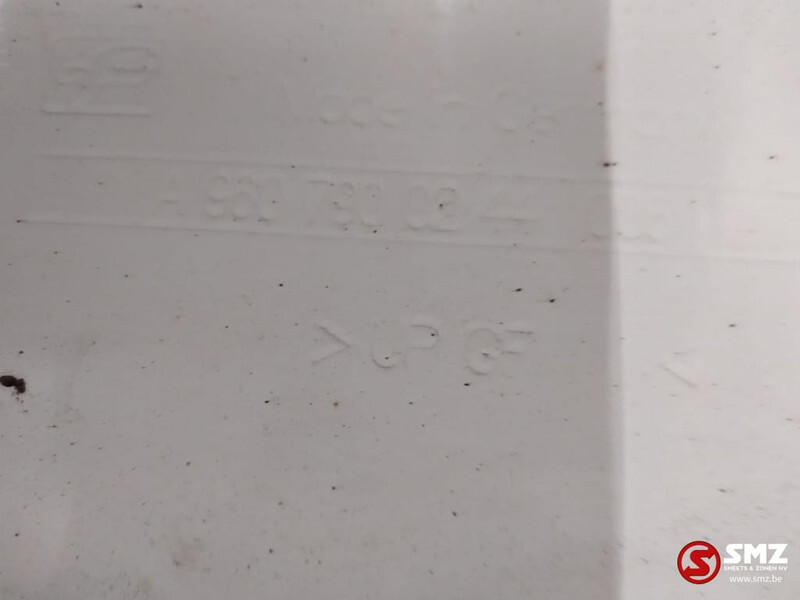 Mercedes-Benz Occ zijspoiler rechts Mercedes Actros MP4 A9607900 - Aerodinamika/ Spoiler untuk Truk: gambar 4 Mercedes-Benz Occ zijspoiler rechts Mercedes Actros MP4 A9607900 - Aerodinamika/ Spoiler untuk Truk: gambar 4