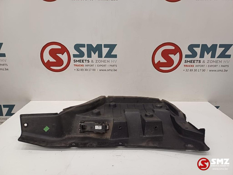 Renault Occ deurverlenging binnenkant links Renault - Pintu dan bagian untuk Truk: gambar 2 Renault Occ deurverlenging binnenkant links Renault - Pintu dan bagian untuk Truk: gambar 2