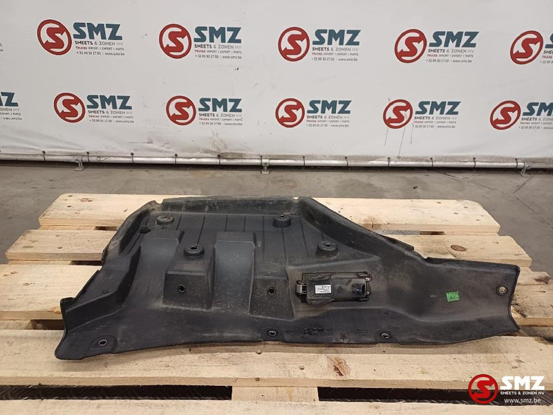 Renault Occ deurverlenging binnenkant rechts Renault - Pintu dan bagian untuk Truk: gambar 4 Renault Occ deurverlenging binnenkant rechts Renault - Pintu dan bagian untuk Truk: gambar 4
