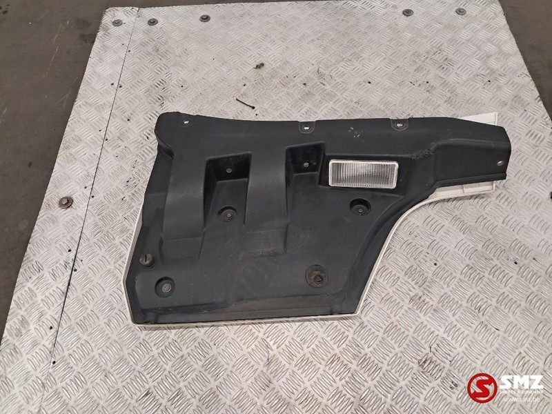 Renault Occ deurverlenging rechts Renault - Pintu dan bagian untuk Truk: gambar 3 Renault Occ deurverlenging rechts Renault - Pintu dan bagian untuk Truk: gambar 3