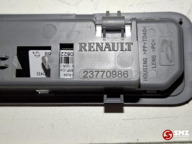Renault Occ set interieurverlichting Renault - Cahaya/ Pencahayaan untuk Truk: gambar 4 Renault Occ set interieurverlichting Renault - Cahaya/ Pencahayaan untuk Truk: gambar 4