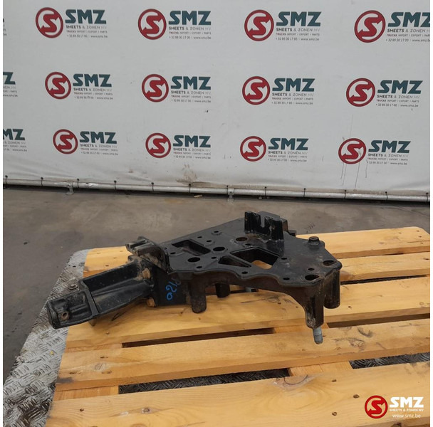 Renault Occ voorbumperbeugel rechts Renault - Bingkai/ Sasis untuk Truk: gambar 4 Renault Occ voorbumperbeugel rechts Renault - Bingkai/ Sasis untuk Truk: gambar 4