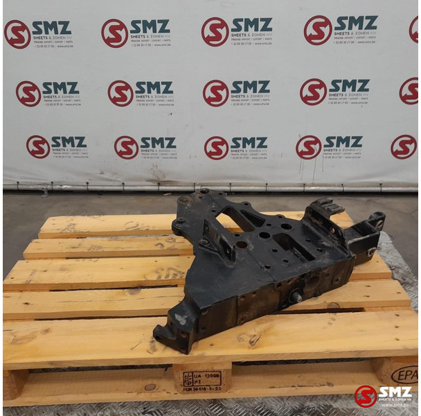 Renault Occ voorbumperbeugel rechts Renault - Bingkai/ Sasis untuk Truk: gambar 1 Renault Occ voorbumperbeugel rechts Renault - Bingkai/ Sasis untuk Truk: gambar 1