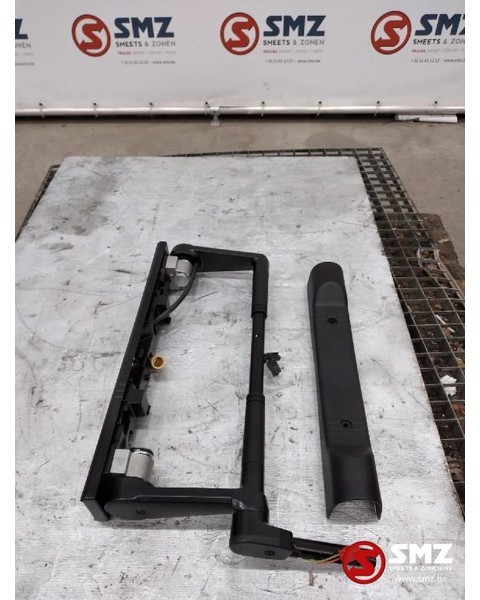 Renault Spiegelarm kit rechts Renault Magnum - Kaca spion untuk Truk: gambar 2 Renault Spiegelarm kit rechts Renault Magnum - Kaca spion untuk Truk: gambar 2