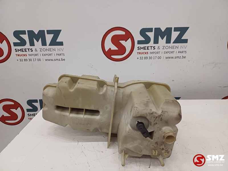 Scania Expansievat SCANIA R-series (01.04-) - Tangki ekspansi untuk Truk: gambar 2 Scania Expansievat SCANIA R-series (01.04-) - Tangki ekspansi untuk Truk: gambar 2