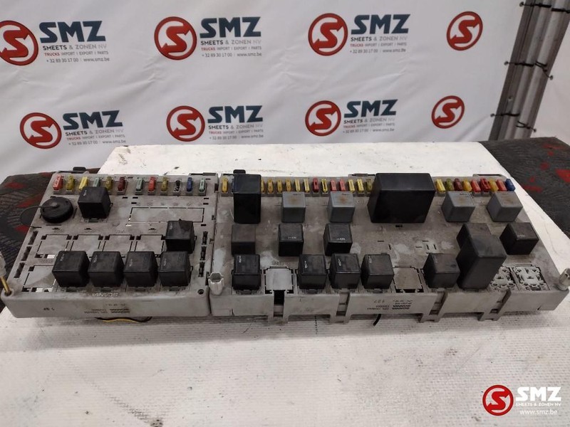 Scania Occ Zekeringskast Scania 4-serie - Sekring untuk Truk: gambar 1 Scania Occ Zekeringskast Scania 4-serie - Sekring untuk Truk: gambar 1