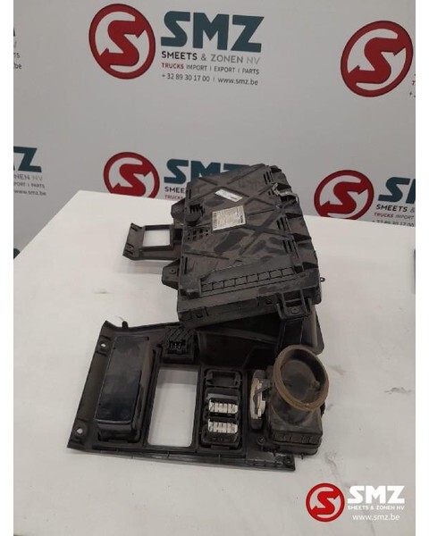 Scania Occ instrumentenpaneel Scania R-serie 1781708+1765 - Kabin dan interior untuk Truk: gambar 5 Scania Occ instrumentenpaneel Scania R-serie 1781708+1765 - Kabin dan interior untuk Truk: gambar 5