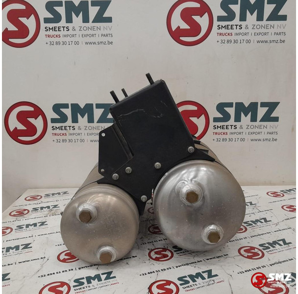 Iveco Occ set luchtketels 20L 14Bar + 15L 14Bar Iveco - Suku cadang untuk Truk: gambar 1 Iveco Occ set luchtketels 20L 14Bar + 15L 14Bar Iveco - Suku cadang untuk Truk: gambar 1