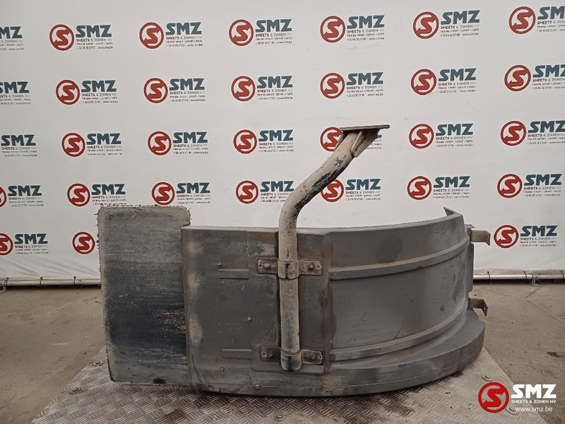 Mercedes-Benz Occ spatbord + spatbordbeugel Econic rechtsachtera - Suku cadang untuk Truk: gambar 1 Mercedes-Benz Occ spatbord + spatbordbeugel Econic rechtsachtera - Suku cadang untuk Truk: gambar 1