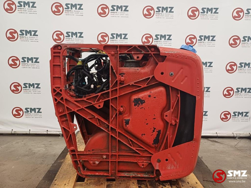 Volvo Occ AdBluetank + AdBluepomp Volvo - Sistem bahan bakar untuk Truk: gambar 1 Volvo Occ AdBluetank + AdBluepomp Volvo - Sistem bahan bakar untuk Truk: gambar 1