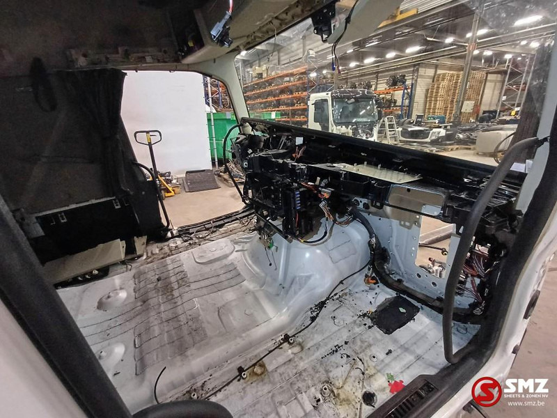 Kabin dan interior untuk Truk Volvo Occ Cabine Volvo FH4 met schade: gambar 6