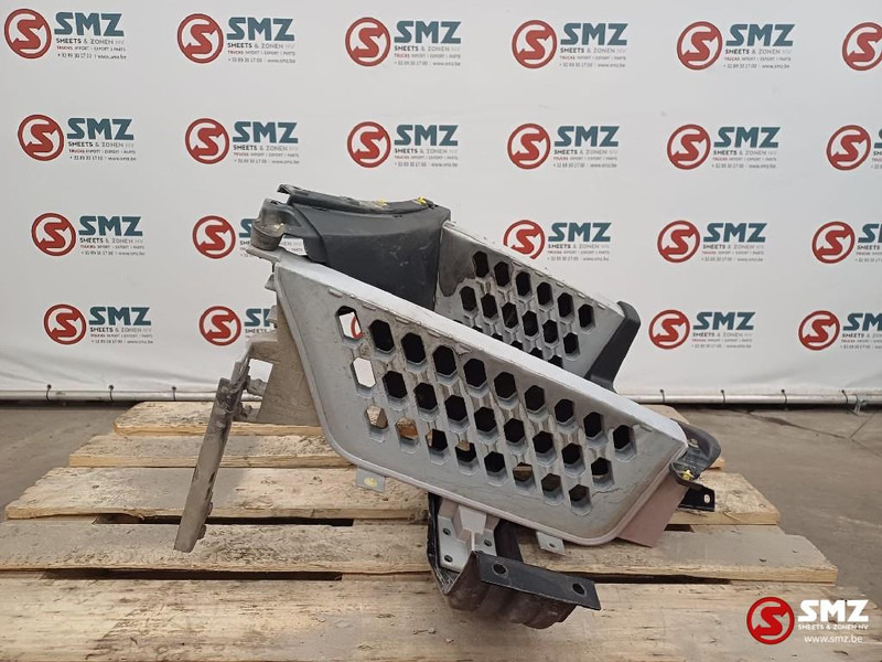 Volvo Occ opstapbak links Volvo - Kabin dan interior untuk Truk: gambar 3 Volvo Occ opstapbak links Volvo - Kabin dan interior untuk Truk: gambar 3