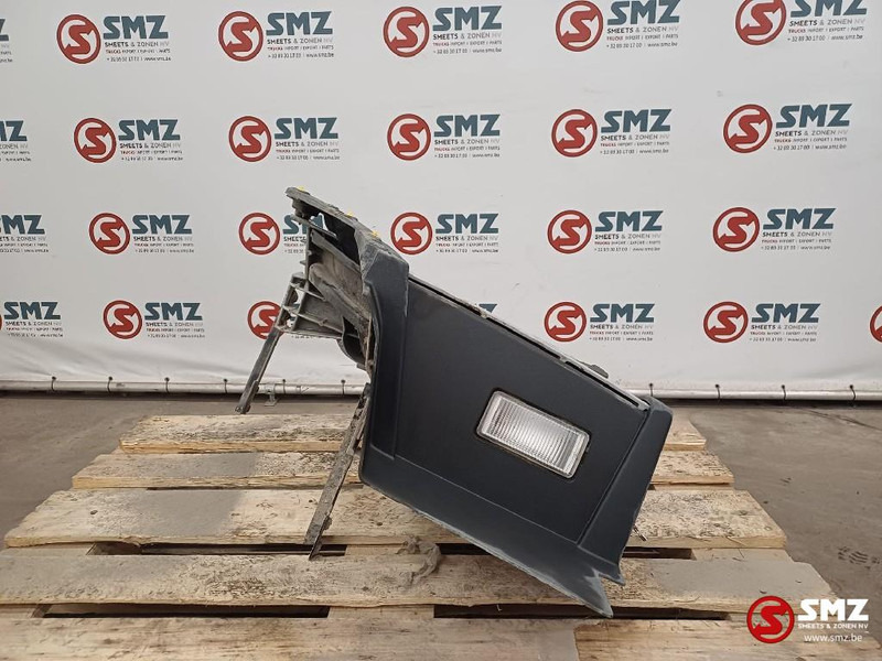 Volvo Occ opstapbak rechts Volvo - Kabin dan interior untuk Truk: gambar 5 Volvo Occ opstapbak rechts Volvo - Kabin dan interior untuk Truk: gambar 5