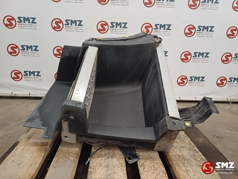 Volvo Occ opstapbak rechts Volvo - Kabin dan interior untuk Truk: gambar 2 Volvo Occ opstapbak rechts Volvo - Kabin dan interior untuk Truk: gambar 2