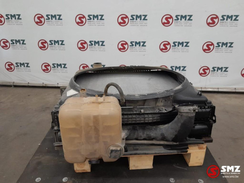 Volvo Occ radiator + intercooler + expansievat Volvo - Radiator untuk Truk: gambar 3 Volvo Occ radiator + intercooler + expansievat Volvo - Radiator untuk Truk: gambar 3