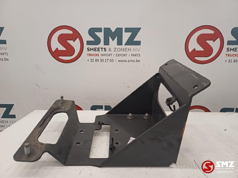 Volvo Occ spatbordsteun vooras rechtsachter Volvo - Tubuh dan eksterior untuk Truk: gambar 5 Volvo Occ spatbordsteun vooras rechtsachter Volvo - Tubuh dan eksterior untuk Truk: gambar 5