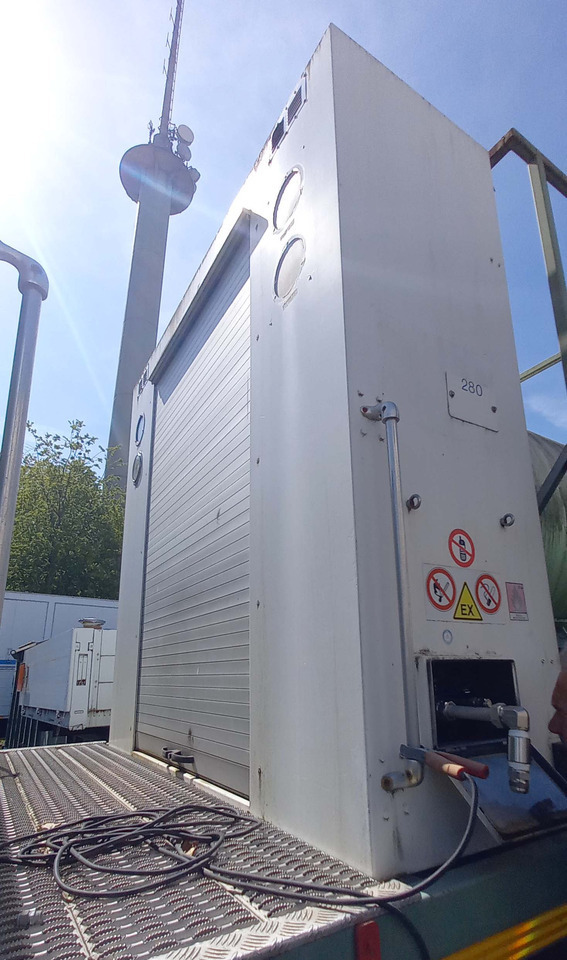 Messer Griesheim Gas tank semi-trailer used for LNG/CNG mobile filling station Methan Gas Cryogenic - Semi-trailer tangki: gambar 3 Messer Griesheim Gas tank semi-trailer used for LNG/CNG mobile filling station Methan Gas Cryogenic - Semi-trailer tangki: gambar 3