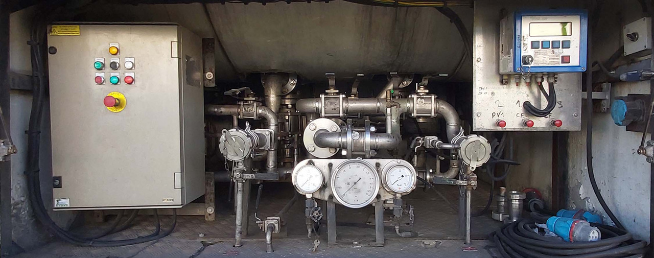 ROBINE Gas tank semi-trailer used for CO2, Carbon dioxide - Semi-trailer tangki: gambar 5 ROBINE Gas tank semi-trailer used for CO2, Carbon dioxide - Semi-trailer tangki: gambar 5