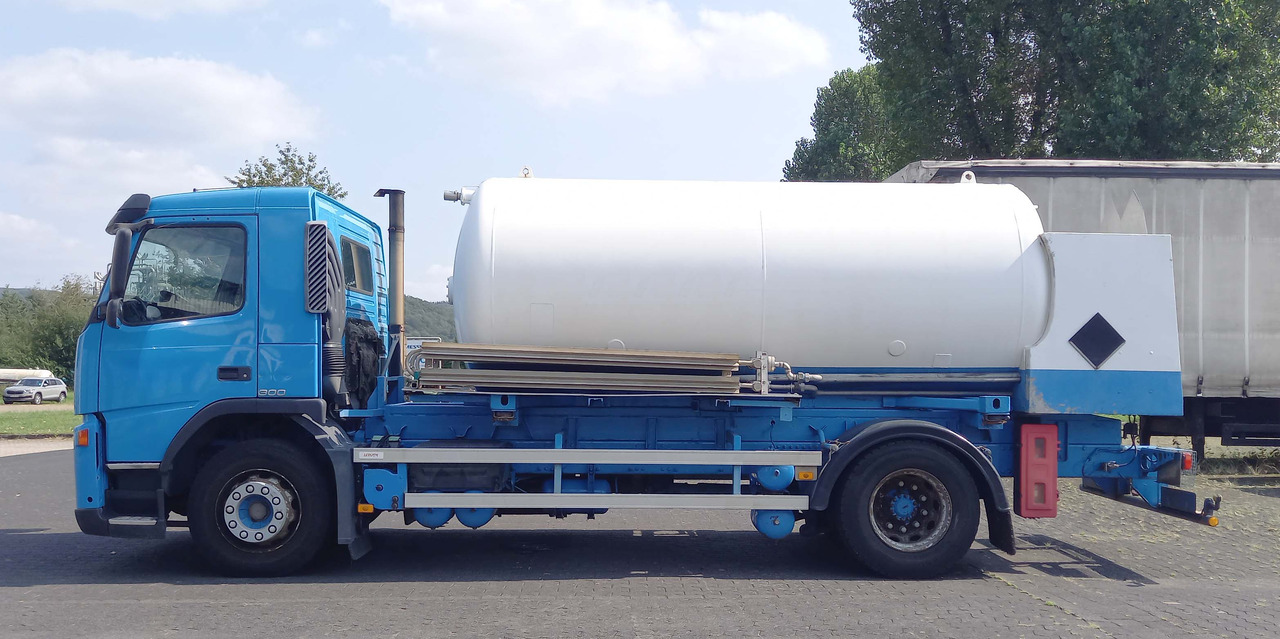 VOLVO Gas oxygen, argon, nitrogen - Truk tangki: gambar 4 VOLVO Gas oxygen, argon, nitrogen - Truk tangki: gambar 4
