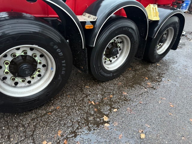 Van Hool 20 FT - Semi-trailer pengangkut mobil: gambar 3 Van Hool 20 FT - Semi-trailer pengangkut mobil: gambar 3