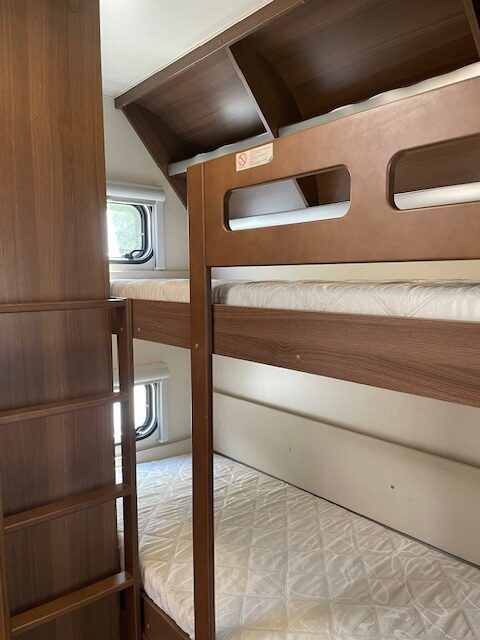 Karavan Hobby 720 KWFU Prestige 2020: gambar 8