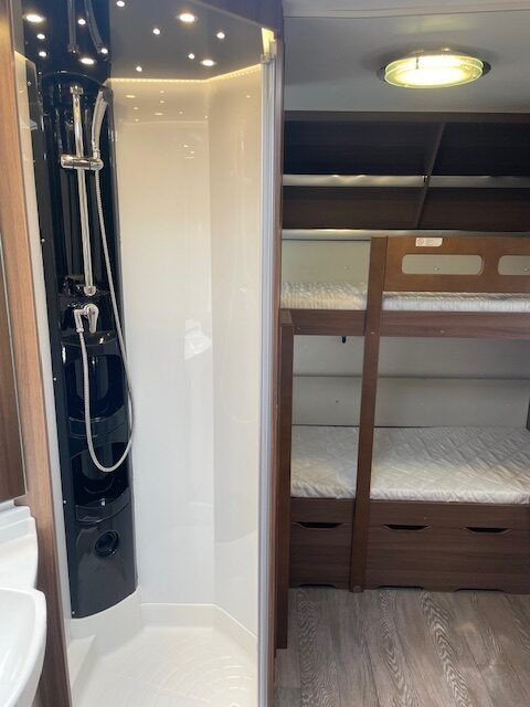 Karavan Hobby 720 KWFU Prestige 2020: gambar 10