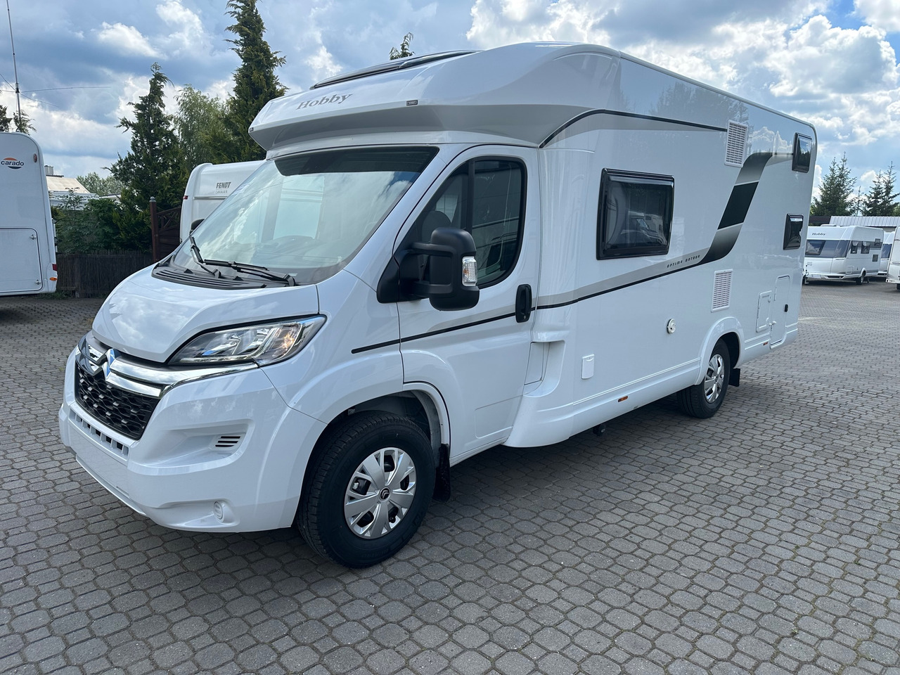 Hobby Optima T65 HKM Ontour 2024 - Mobil rumah semi-terintegrasi: gambar 1 Hobby Optima T65 HKM Ontour 2024 - Mobil rumah semi-terintegrasi: gambar 1