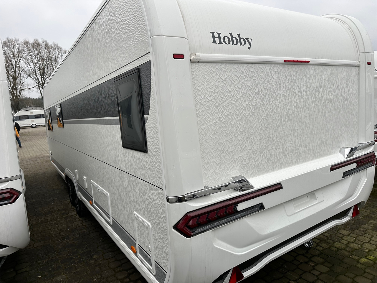 PRESTIGE 720 WQC 2024 - Karavan: gambar 3 PRESTIGE 720 WQC 2024 - Karavan: gambar 3