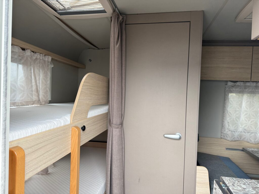 Weinsberg CaraCito 470 QDK 2024 - Karavan: gambar 5 Weinsberg CaraCito 470 QDK 2024 - Karavan: gambar 5