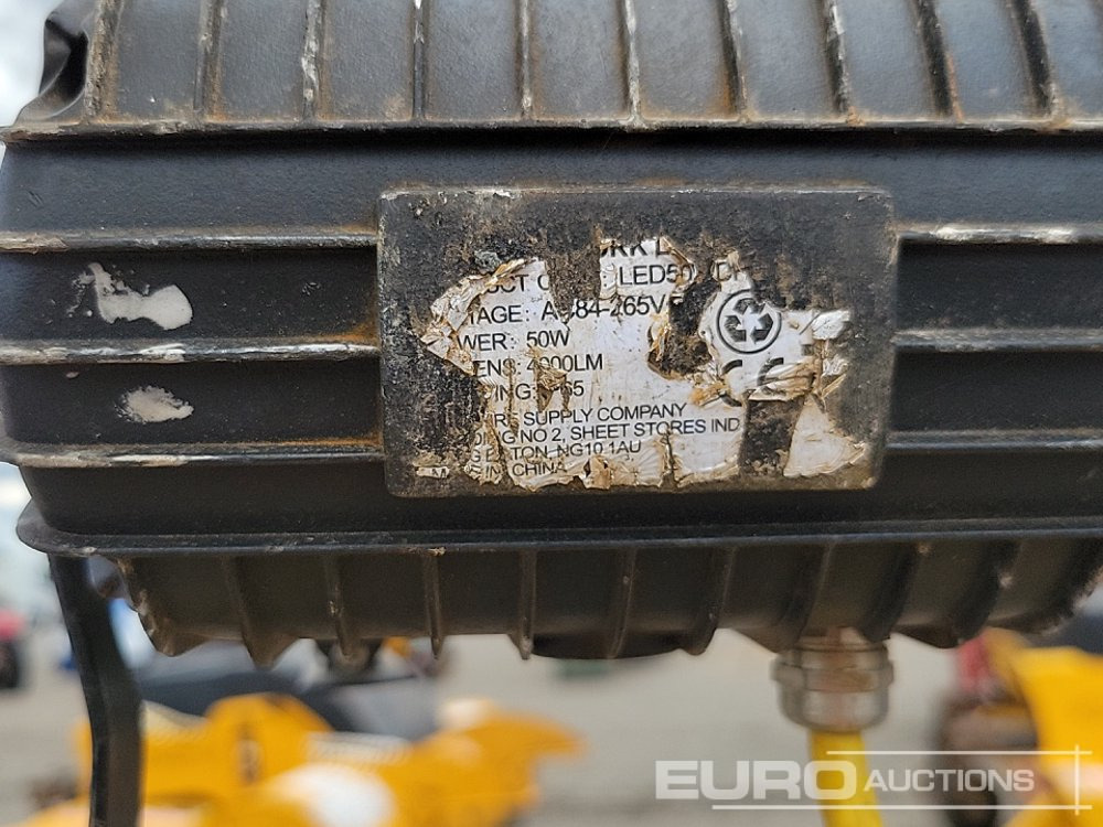 Membangun inventaris 110Volt Lighting (3 of): gambar 15