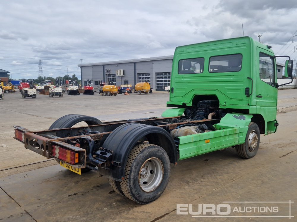 2002 Mercedes 4x2 Chassis Cab, Manual Gearbox - Truk sasis: gambar 5 2002 Mercedes 4x2 Chassis Cab, Manual Gearbox - Truk sasis: gambar 5