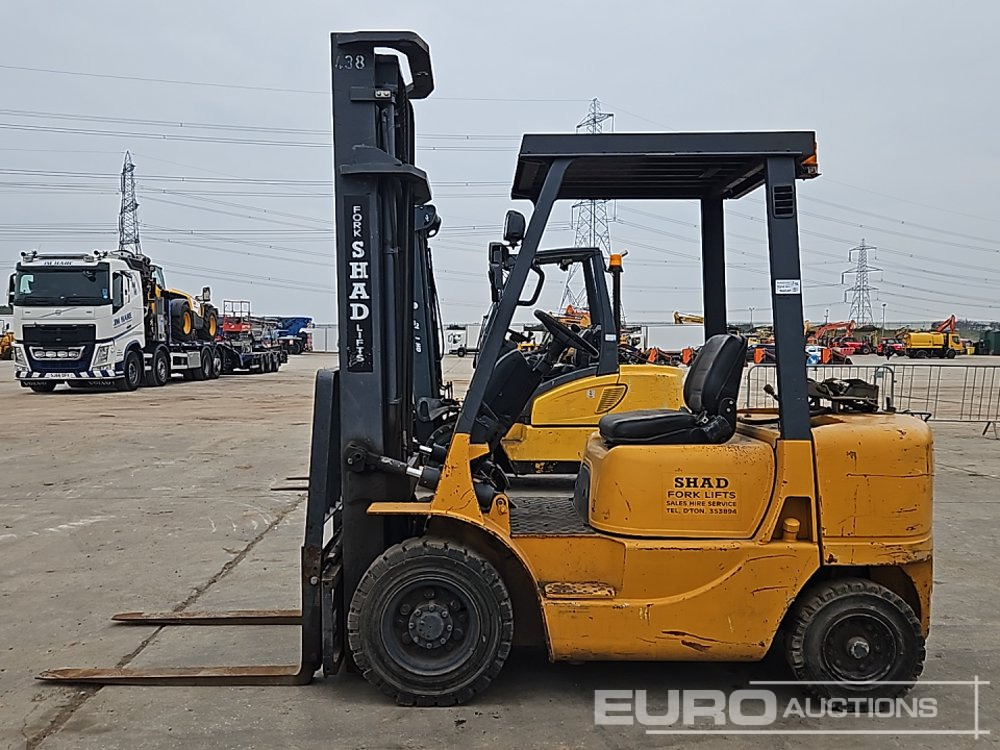 2003 CAT GP25K - Forklift LPG: gambar 2 2003 CAT GP25K - Forklift LPG: gambar 2