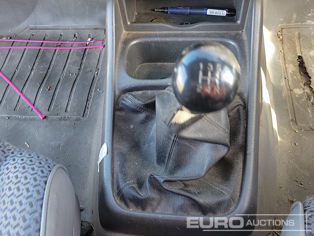 Truk pikap 2004 Ford Ranger: gambar 30