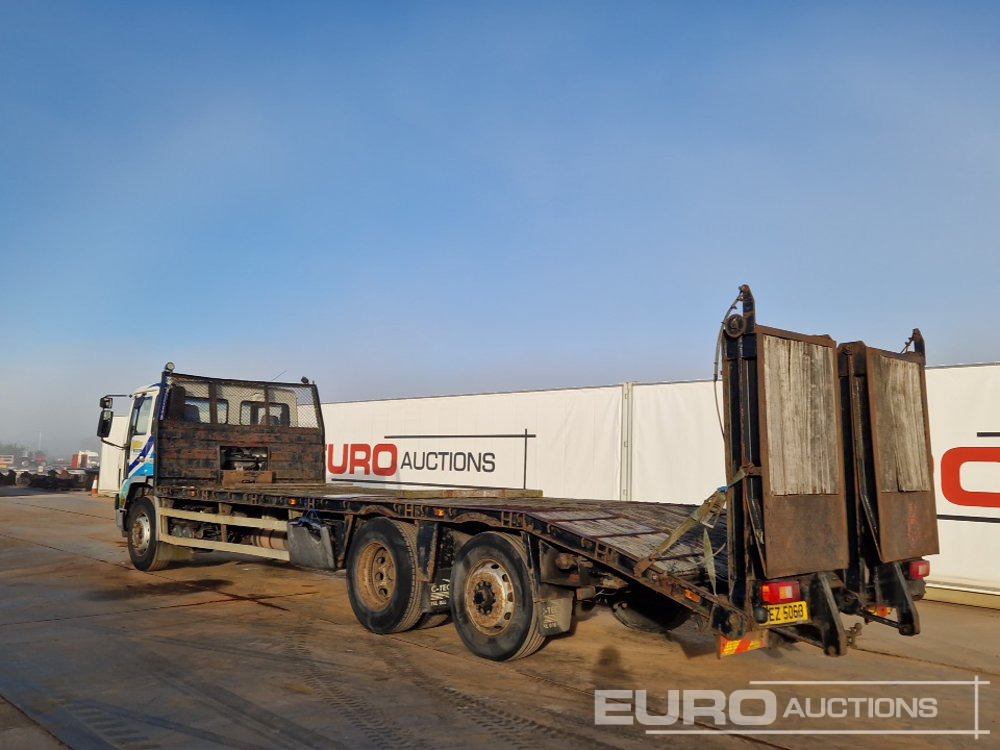 2005 Volvo FL220 - Truk flatbed: gambar 3 2005 Volvo FL220 - Truk flatbed: gambar 3