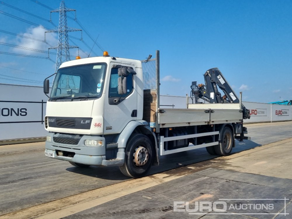 2006 DAF LF55.220 - Truk flatbed: gambar 1 2006 DAF LF55.220 - Truk flatbed: gambar 1