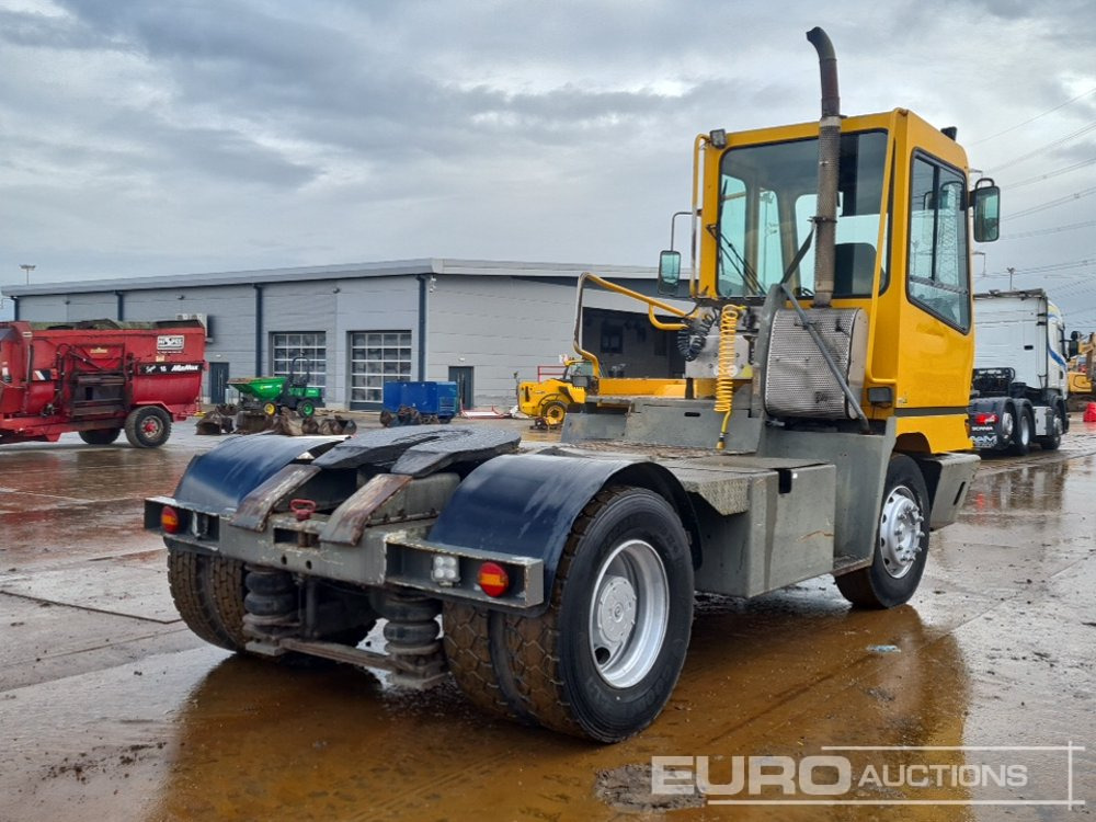 2006 Terberg YT82 - Traktor terminal: gambar 5 2006 Terberg YT82 - Traktor terminal: gambar 5