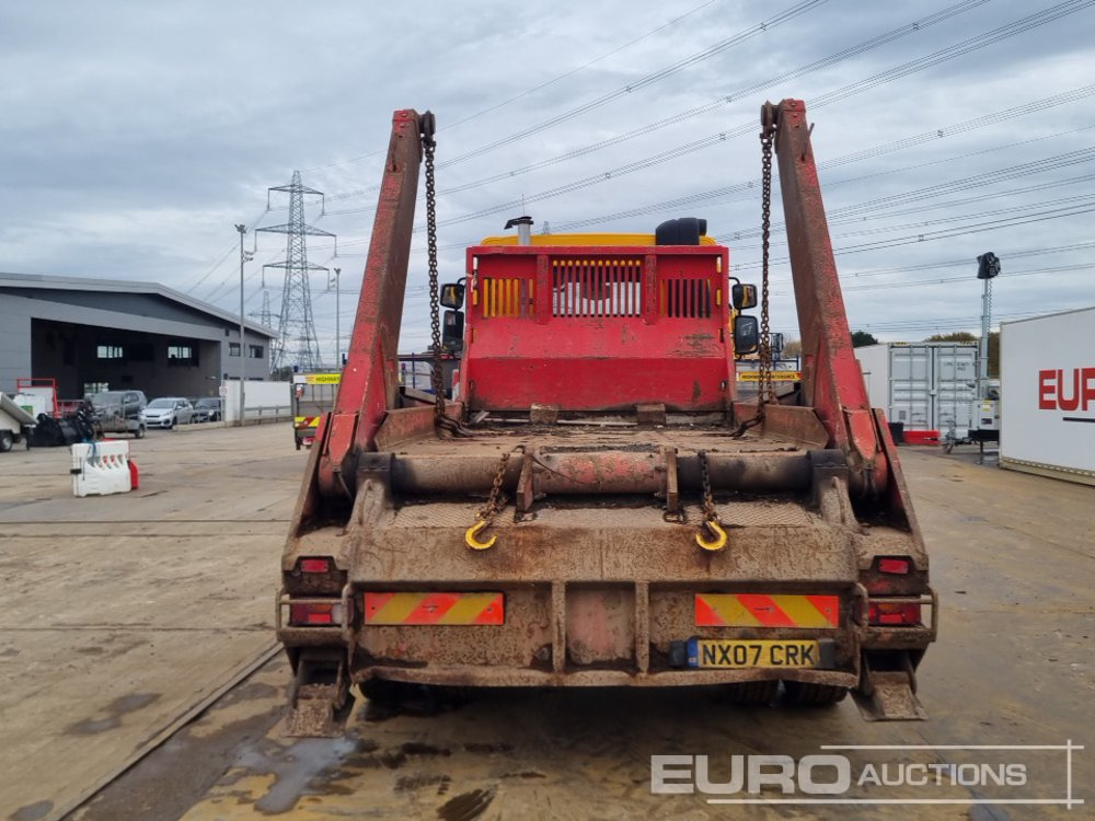 2007 DAF LF - Truk skip loader: gambar 4 2007 DAF LF - Truk skip loader: gambar 4