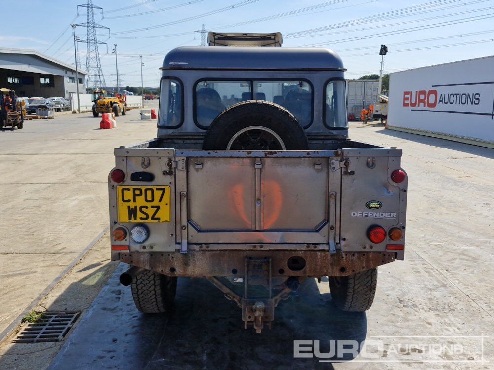 2007 Land Rover Defender - Mobil SUV: gambar 4 2007 Land Rover Defender - Mobil SUV: gambar 4