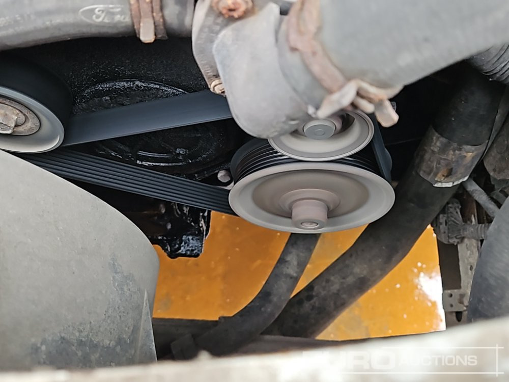 Van flatbed 2008 Ford Transit 350: gambar 24