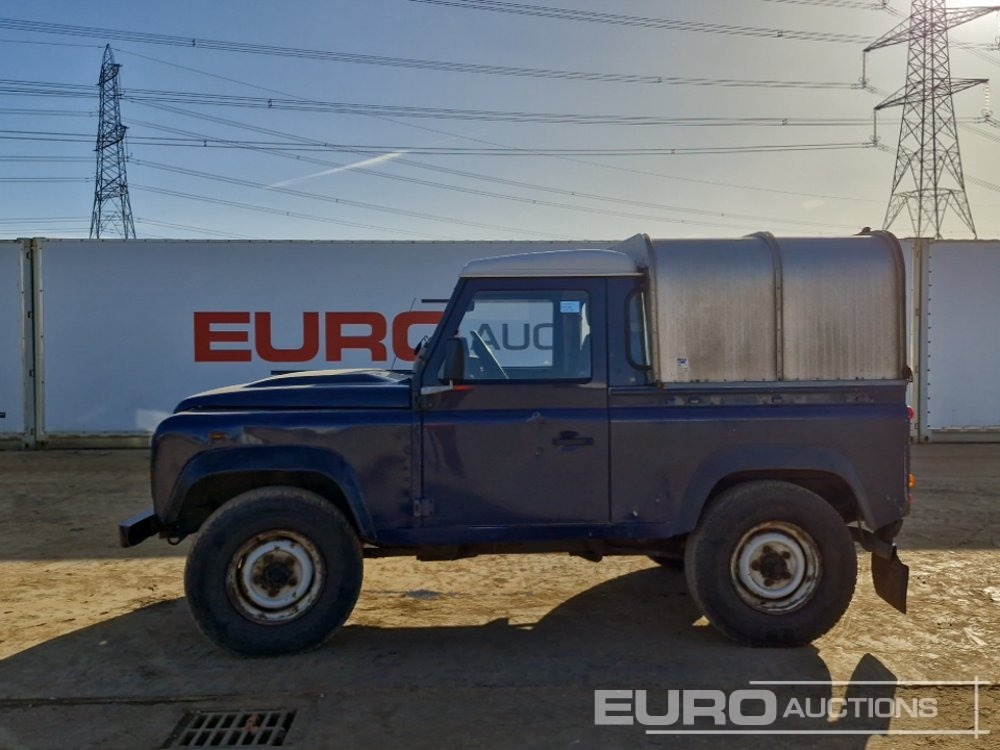 2009 Land Rover Defender - Mobil SUV: gambar 2 2009 Land Rover Defender - Mobil SUV: gambar 2